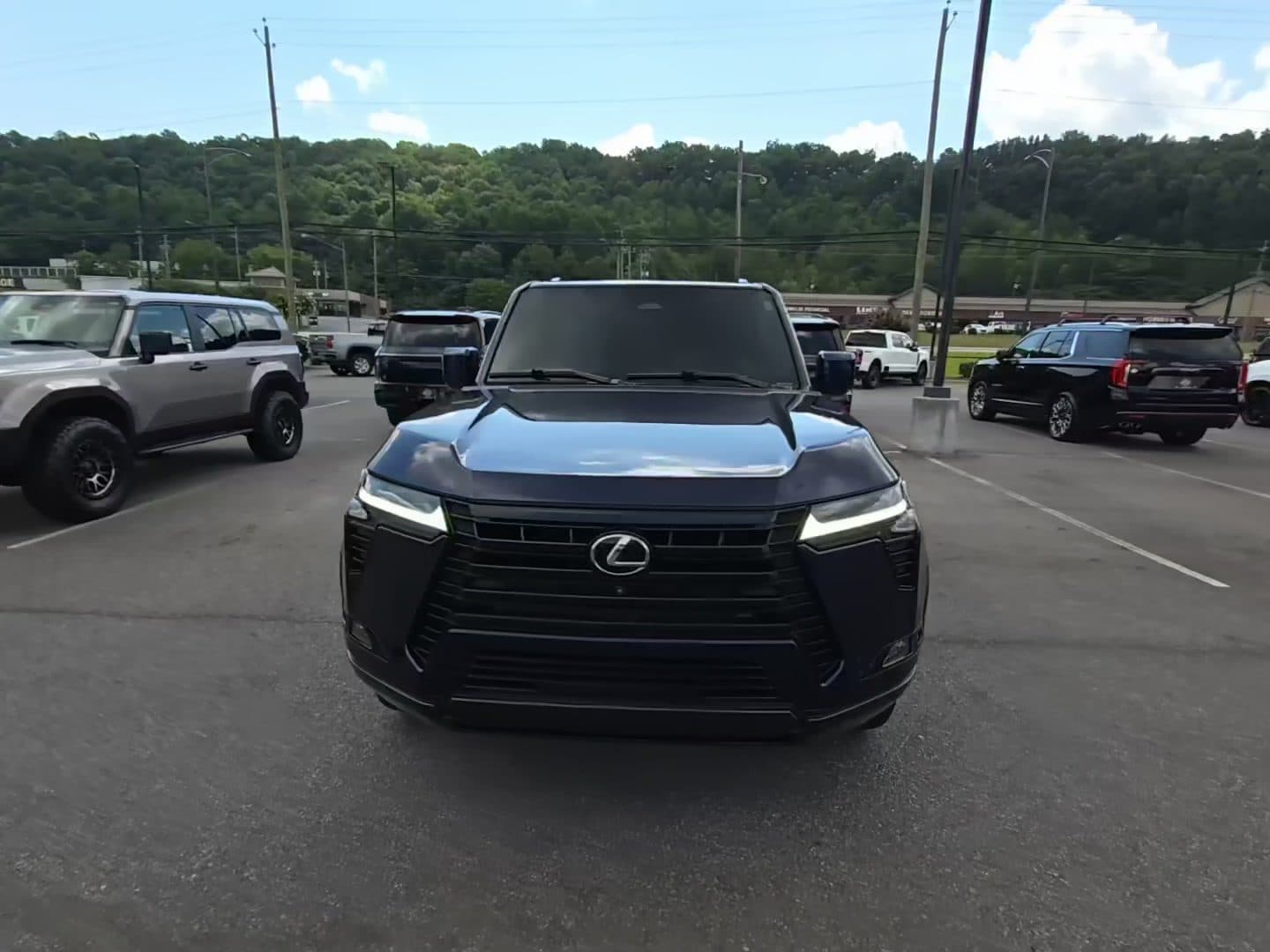 2024 Lexus GX 550 Luxury — photograph 1
